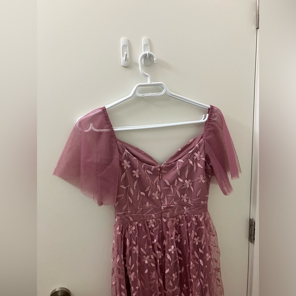 Embroidery A line prom dress pink tulle NWOT Size 4 - Picture 3 of 7